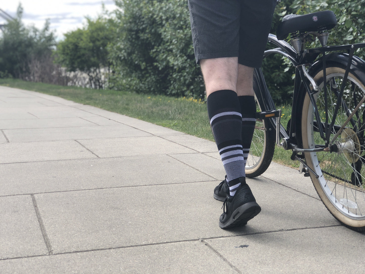 Stripe Cotton Black/Grey Compression Socks